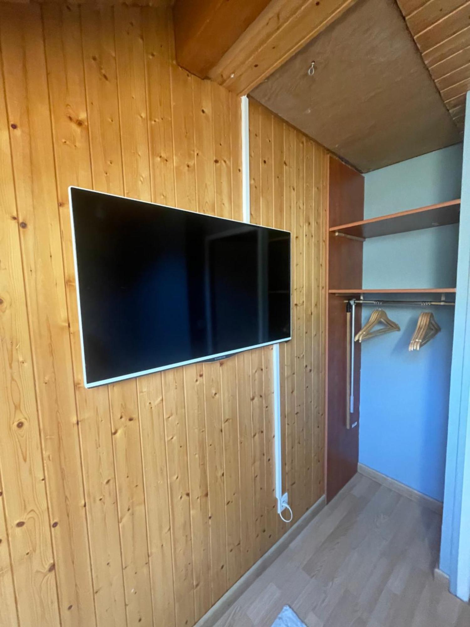 Appartement Entre Lac Et Montagnes 通内 外观 照片