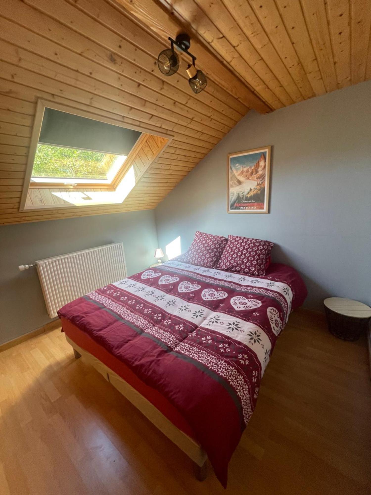 Appartement Entre Lac Et Montagnes 通内 外观 照片